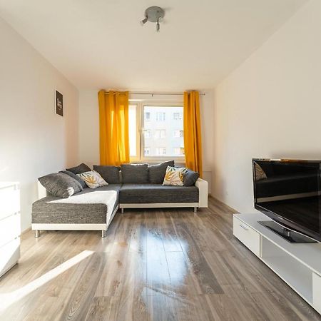 Tanie Spanie Skowronek - Pet Friendly - Przytulny 4 Osobowy - Space Apart Jelenia Góra Buitenkant foto