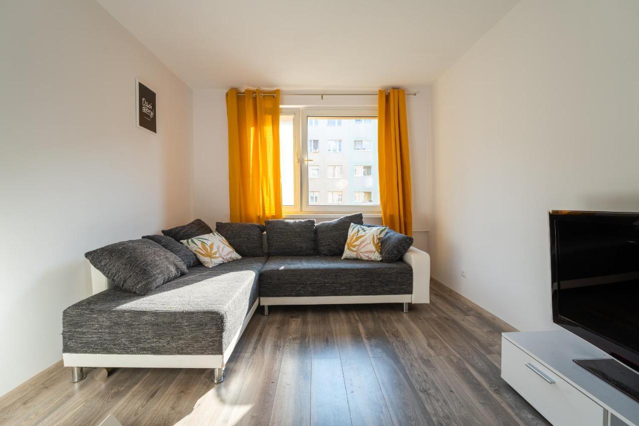 Tanie Spanie Skowronek - Pet Friendly - Przytulny 4 Osobowy - Space Apart Jelenia Góra Buitenkant foto