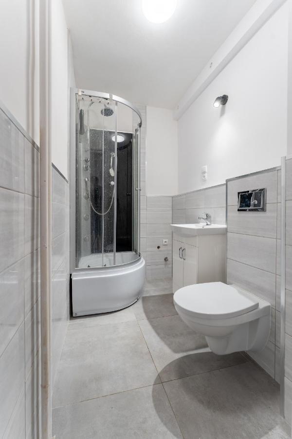 Tanie Spanie Skowronek - Pet Friendly - Przytulny 4 Osobowy - Space Apart Jelenia Góra Buitenkant foto