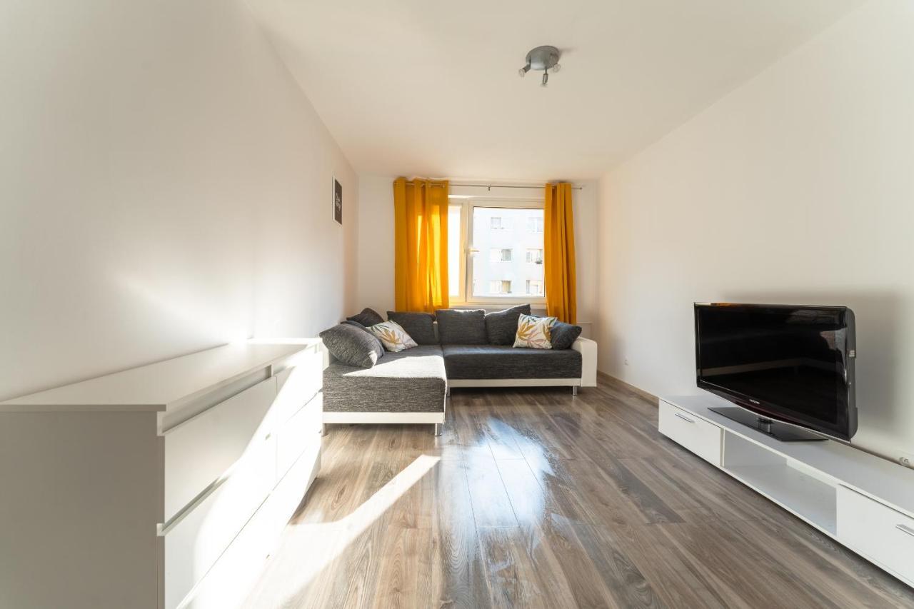 Tanie Spanie Skowronek - Pet Friendly - Przytulny 4 Osobowy - Space Apart Jelenia Góra Buitenkant foto